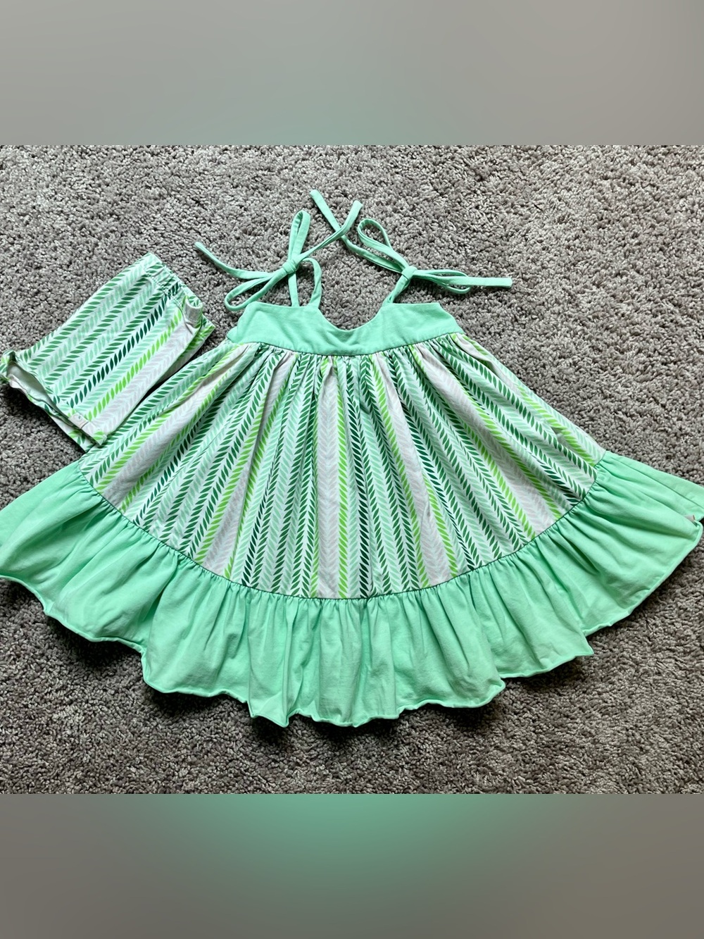 Omi Jo Green Leafy Dress